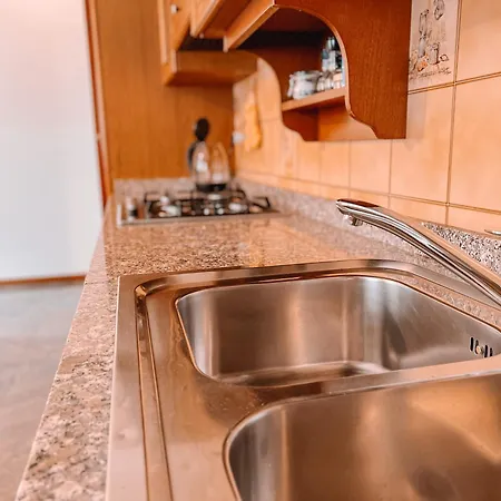 Holiday home Nadya By Gardadoma Brenzone sul Garda